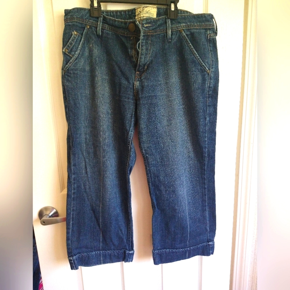 Women's capris